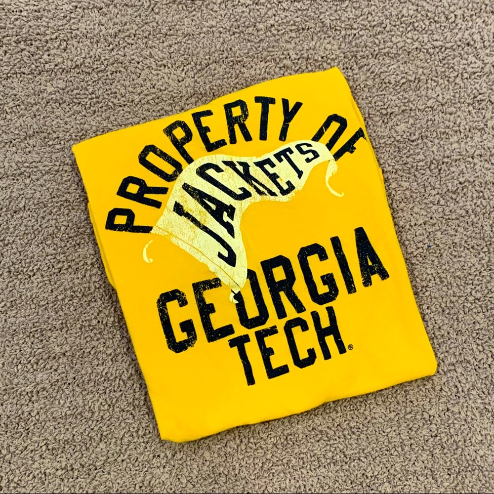 Georgia Tech 🐝 Yellow Jackets Shirt!